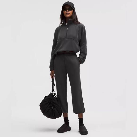 Lululemon🍋Softstreme High-Rise Straight-Leg Cropped Pant - Picture 1 of 10